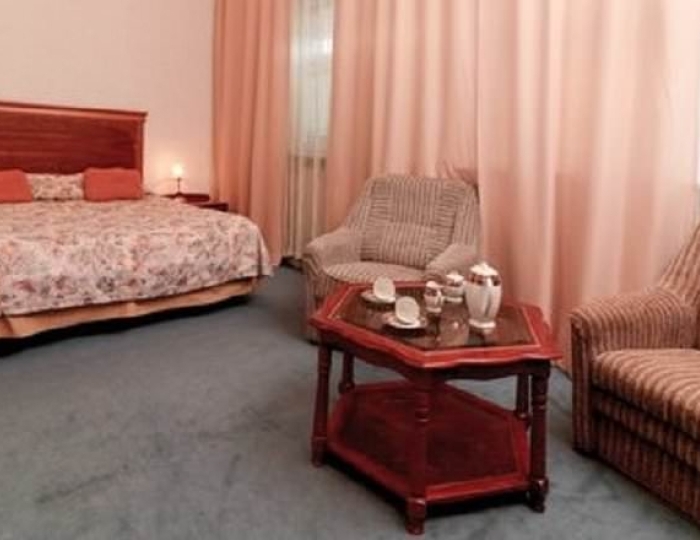 Джуниор сюит 2-местный 1-комнатный VIP №2 - Санаторий «Введенское Мэрии Москвы»